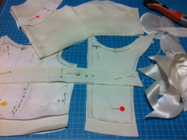 ダッフィーの王子様服 制作スタート・・・_c0036138_2435244.jpg