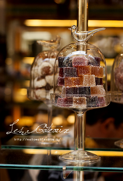 パリ旅行 2012-20 パリのお菓子は美しい。_d0124248_20135411.jpg