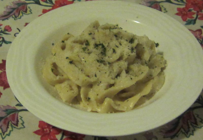 フェットチーネ・アルフレッド(Fettucchini Alfredo)_f0203253_1743545.jpg