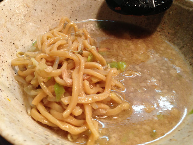 ラーメン放浪記1_e0115904_604071.jpg