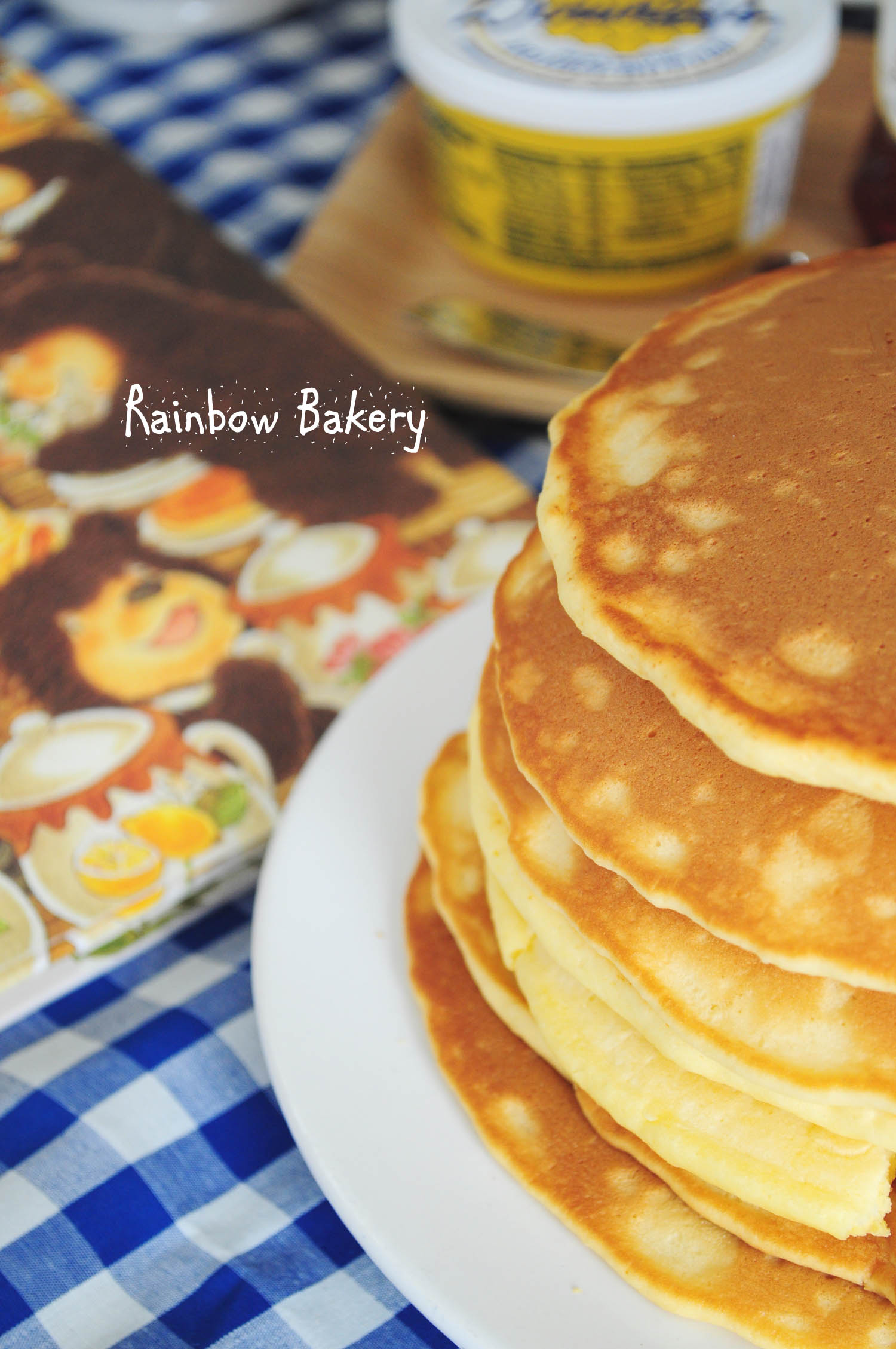 ぎょうれつのできるはちみつやさんのホットケーキ Rainbow Bakery ぎょうれつのできるはちみつやさんのホットケーキ Rainbow Bakery