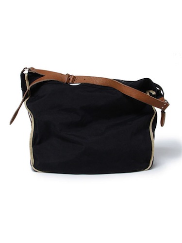 nonnative Dweller Shoulder Bag - C/N Oxford : WE-INDEX nonnative Dweller Shoulder Bag - C/N Oxford : WE-INDEX