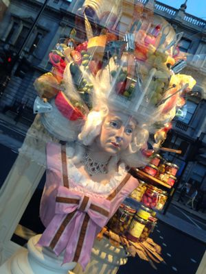 ロンドン二日目♪( ´θ`)ノ_c0108595_365279.jpg