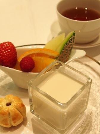 紅茶教室TEA MIEでガレット・デ・ロワの会_d0104926_715477.jpg