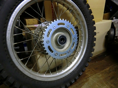 XR250 お山突入準備!_e0114857_1918417.jpg