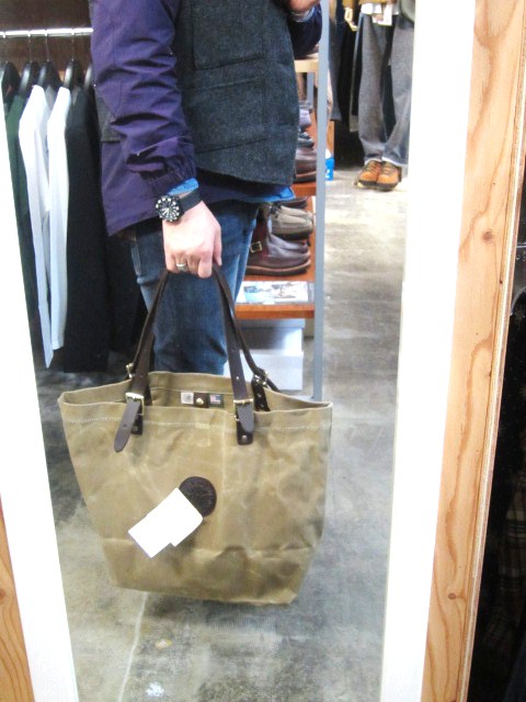 DULUTH PACK ・・・ OILED CLOTH MARKET TOTE BAG!★!(再)_d0152280_4311620.jpg