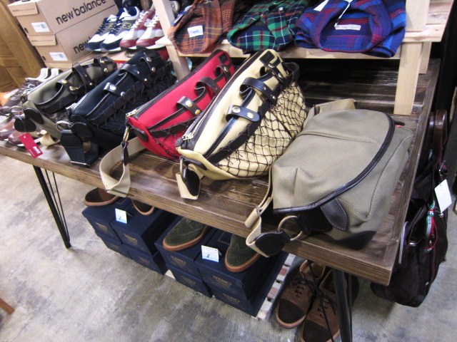 DULUTH PACK ・・・ OILED CLOTH MARKET TOTE BAG!★!(再)_d0152280_4322927.jpg