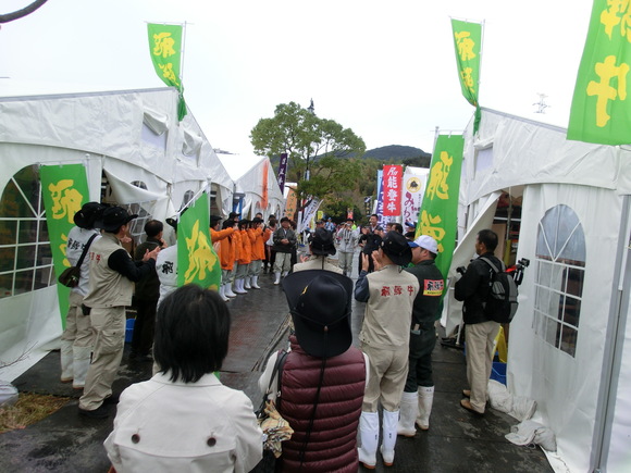 d0237121_1381174.jpg