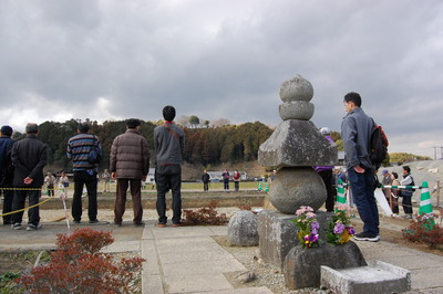 飛鳥寺西方遺跡の現場見学会 奈良・桜井の歴史と社会