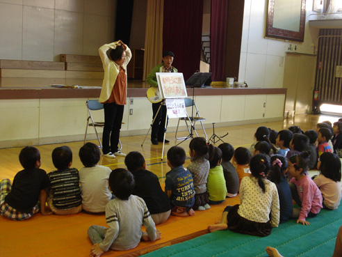 2012-11-4　三鷹市南浦東保育園父母会のイベント_e0026056_0154711.jpg