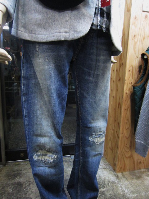 人気のNUDIE JEANS より・・・3型 etc... 入荷です~♪♪♪_d0152280_1055682.jpg