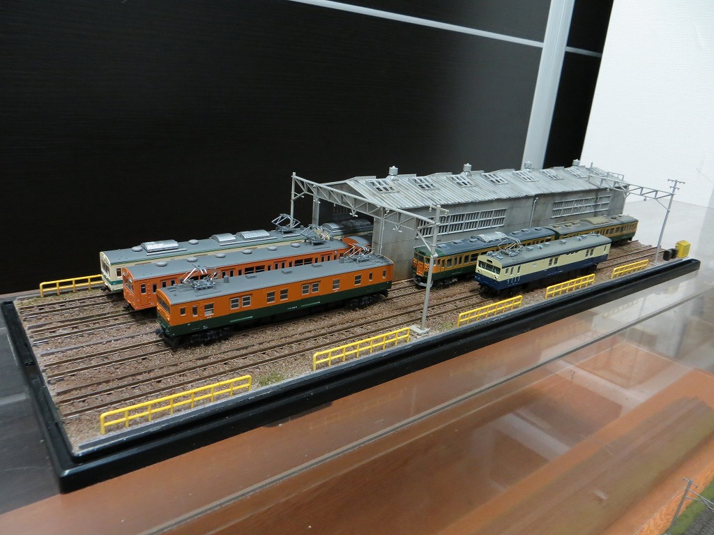 NEWジオラマ「電車区の風景」完成 : EMSの'国鉄と昭和のある風景' NEWジオラマ「電車区の風景」完成 : EMSの'国鉄と昭和のある風景'
