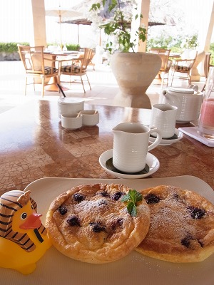 DAY 8 : アマンで過ごす最後の朝と 朝食と @ amankila  (\'12年10月)_a0074049_11382168.jpg