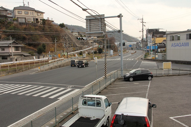 植田踏切南西交差点 坂町横浜東1丁目バス停 安芸区スタイルブログ 安芸区 海田町 坂町 熊野町