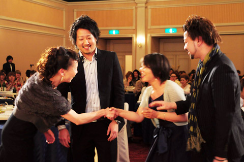 【brace】2013年新年会 3.表彰式Ⅰ_c0080367_15543217.jpg