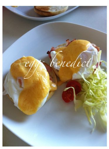 eggs benedict_a0210776_10105284.jpg