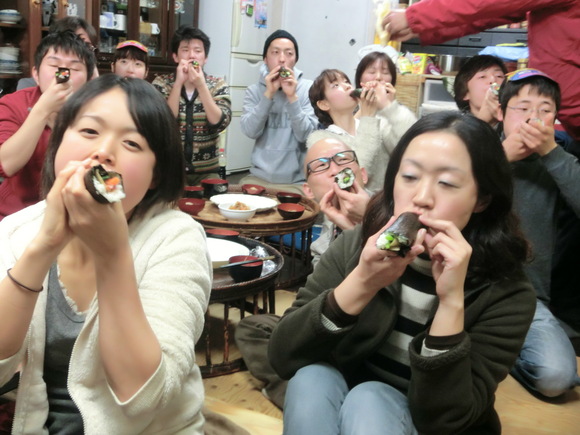 good!豆まき&恵方巻き♪_a0080406_1731678.jpg