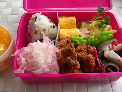 アルバイトのお弁当♪_b0076424_1827675.jpg