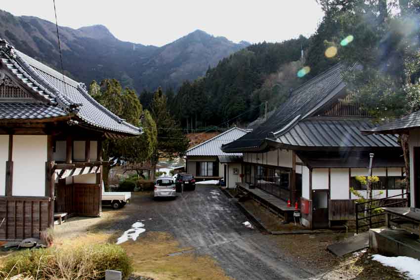 つるぎ町一宇の「定光寺」♪ すえドンのフォト日記