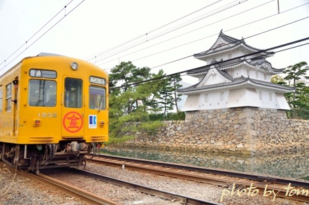 四国の旅～香川「玉藻公園」高松城と琴電_b0155692_1747483.jpg