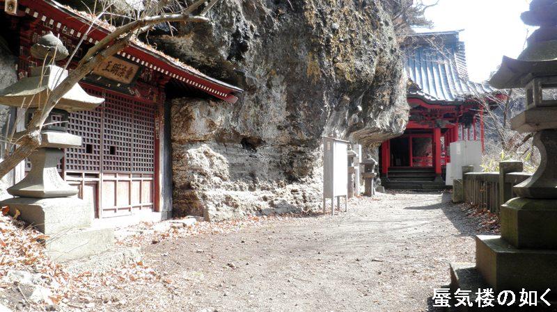「あの夏で待ってる」舞台探訪010小諸市布引観音と参道その1(08話)_e0304702_213688.jpg