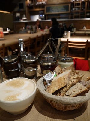 Le Pain Quotidien_a0148020_4272219.jpg