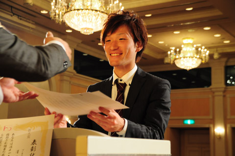 【brace】2013年新年会 4.表彰式Ⅱ優秀賞、敢闘賞など_c0080367_183664.jpg