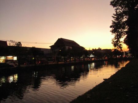 b0051109_1155010.jpg