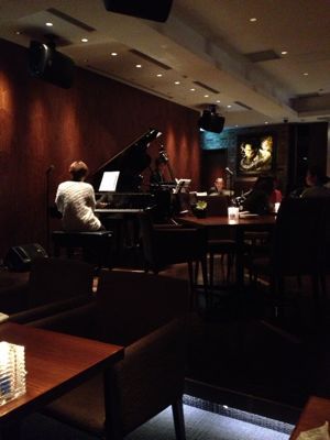 久しぶりのライブ_b0274062_23394020.jpg