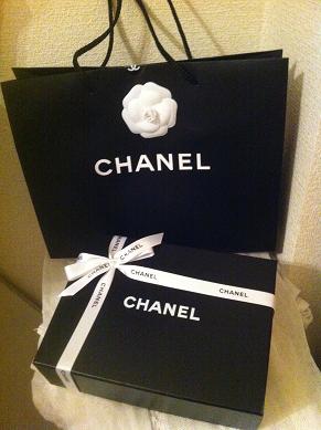 CHANEL chainwallet_b0183483_221349100.jpg