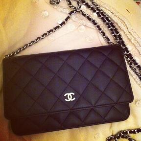 CHANEL chainwallet_b0183483_22172893.jpg