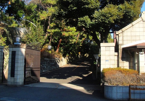 ＜2013年２月９日＞「品川区探訪」(前編)：八ﾂ山橋・北品川周辺～品川神社_c0119160_2215150.jpg