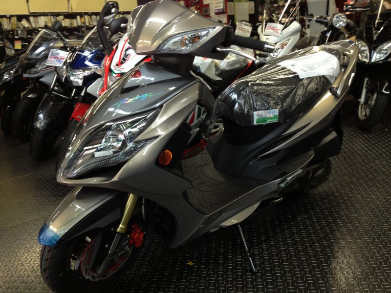 KYMCO レーシングキング180人気です！！_d0099181_11585869.jpg