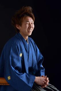 笑った顔.....お母さんにそっくりです....誰が見ても(笑)..._b0194185_22262475.jpg