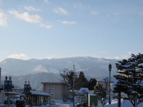 雪灯篭まつりの朝の散歩風景（３）_c0075701_2223839.jpg