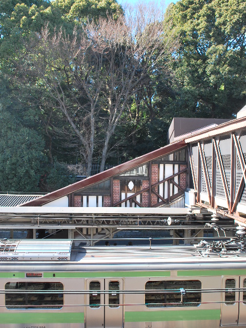 JR山手線の原宿駅(大正モダン建築再訪)_f0142606_17234478.jpg