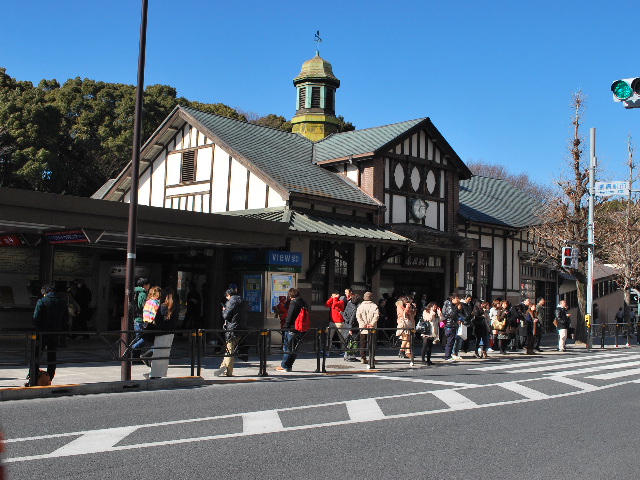 JR山手線の原宿駅(大正モダン建築再訪)_f0142606_177586.jpg