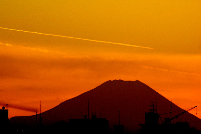 夕方の富士山_b0126317_1575888.jpg