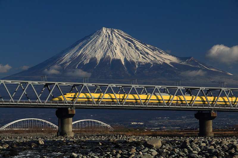 Dr,イエロー富士川橋８：４０通過_a0188405_23341652.jpg