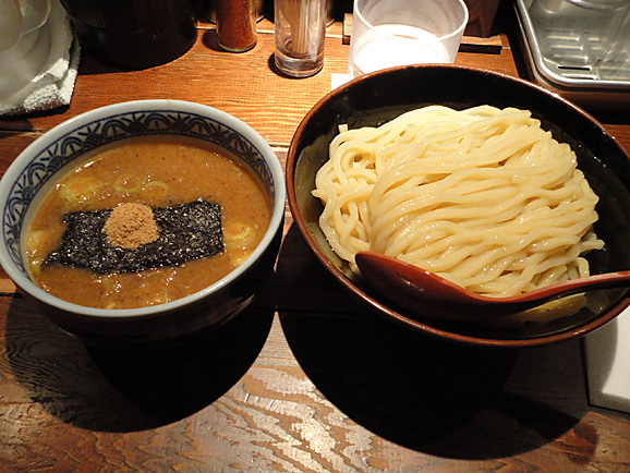 ダイアモンド富士&つけ麺_e0230011_16392894.jpg