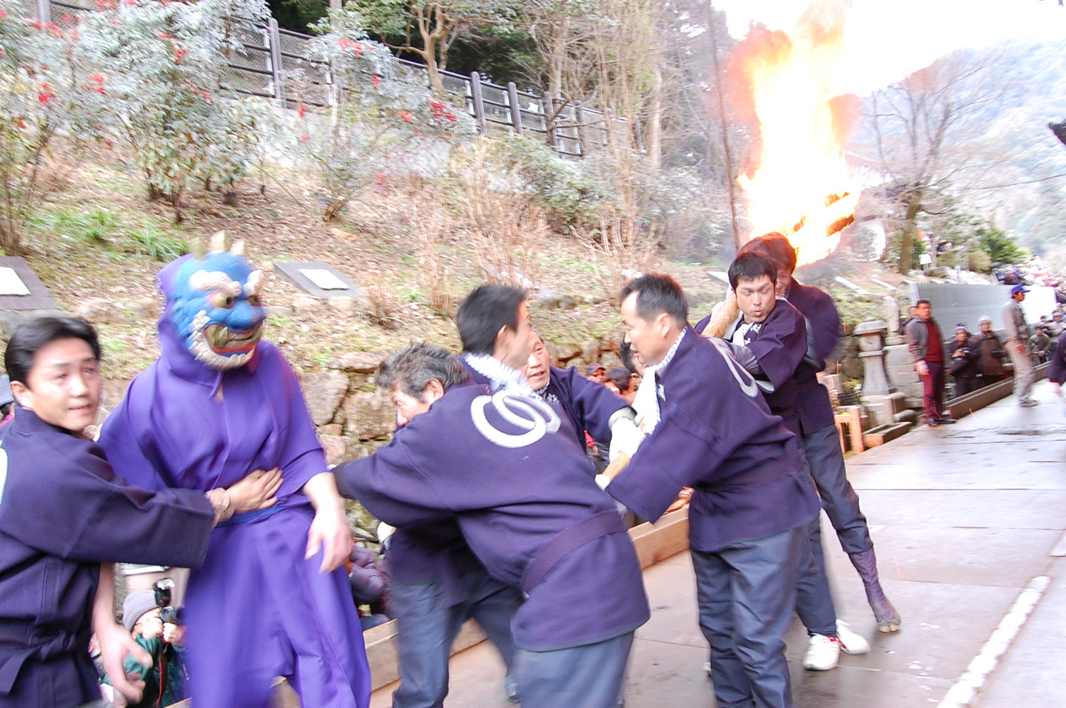 長谷寺、だだおしの大松明_a0237937_21314949.jpg