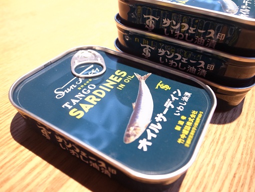 サンフェース印のオイルサーディン_d0087595_2053329.jpg