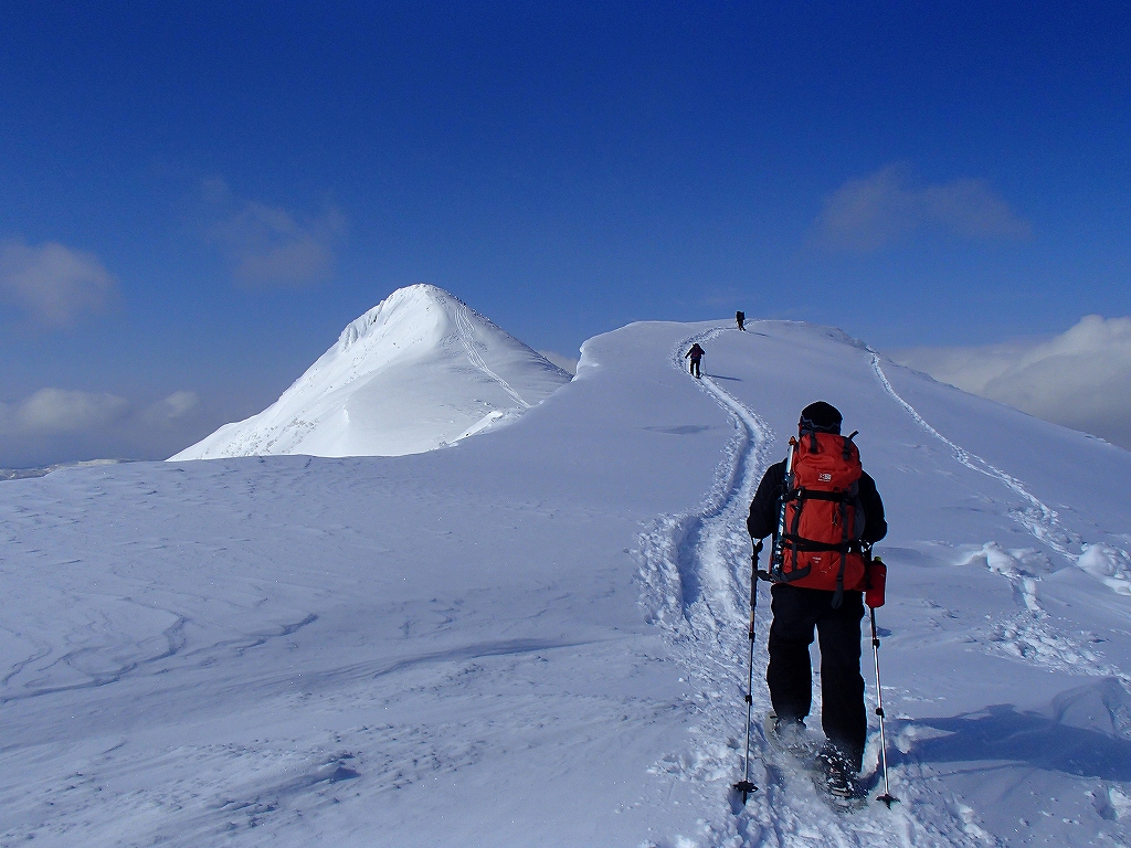 2月10日、徳舜瞥山とホロホロ山_f0138096_1726967.jpg