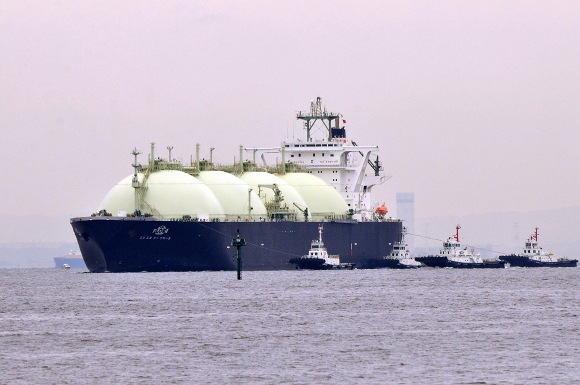 日本郵船「LNG FLORA」_e0158925_20571713.jpg
