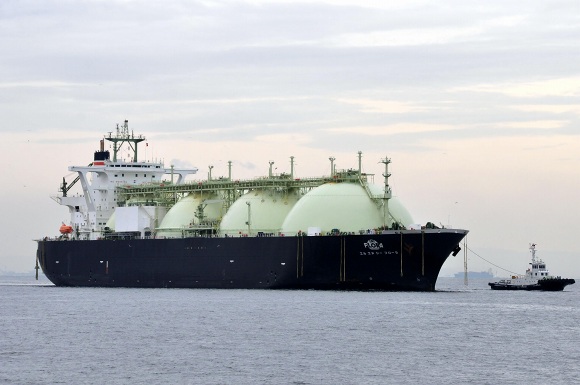 日本郵船「LNG FLORA」_e0158925_2059794.jpg