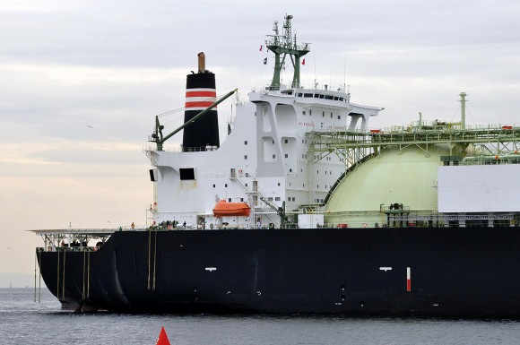 日本郵船「LNG FLORA」_e0158925_2115721.jpg