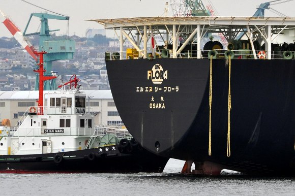 日本郵船「LNG FLORA」_e0158925_2165094.jpg