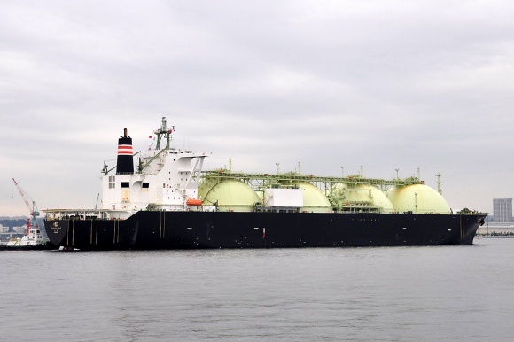 日本郵船「LNG FLORA」_e0158925_2165817.jpg