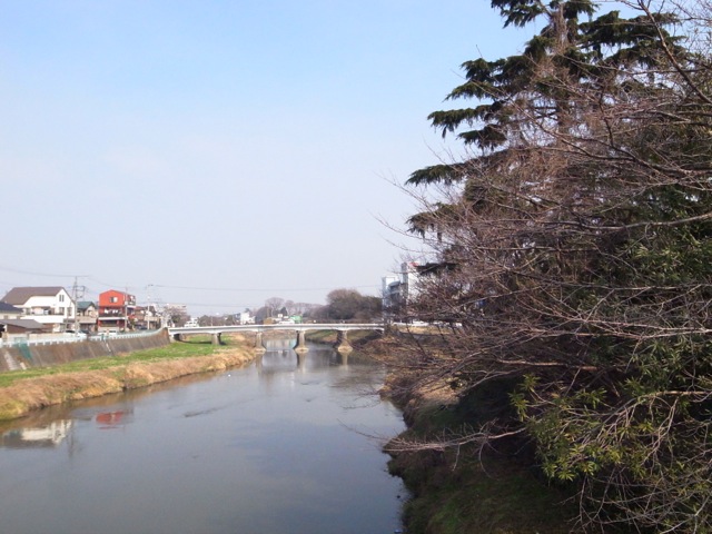 打ち合わせと打ち合わせの間、気持ちをニュートラルにして散歩する。_d0057843_1657130.jpg