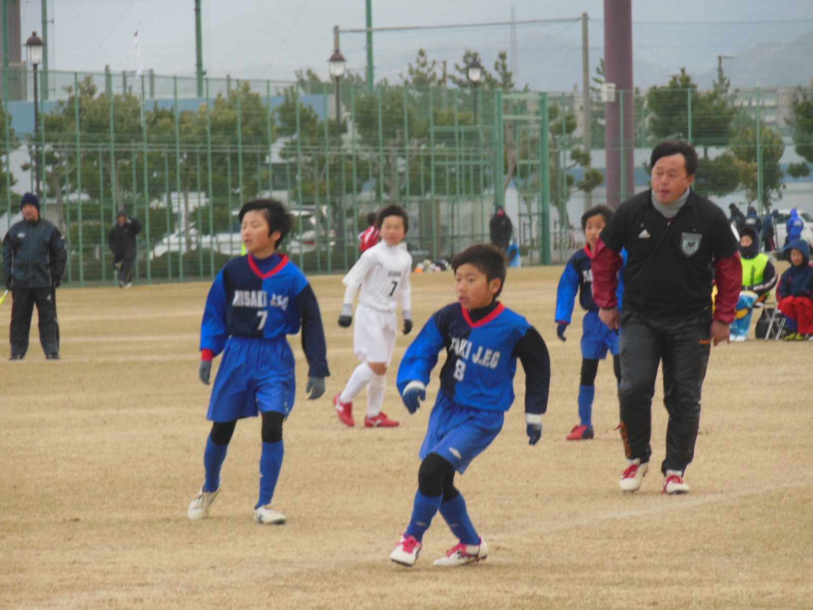 サッカー試合_d0151351_10333945.jpg